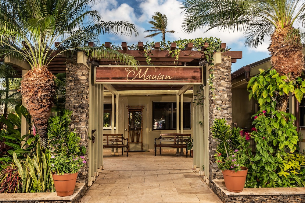 the mauian boutique beach studios on napili bay