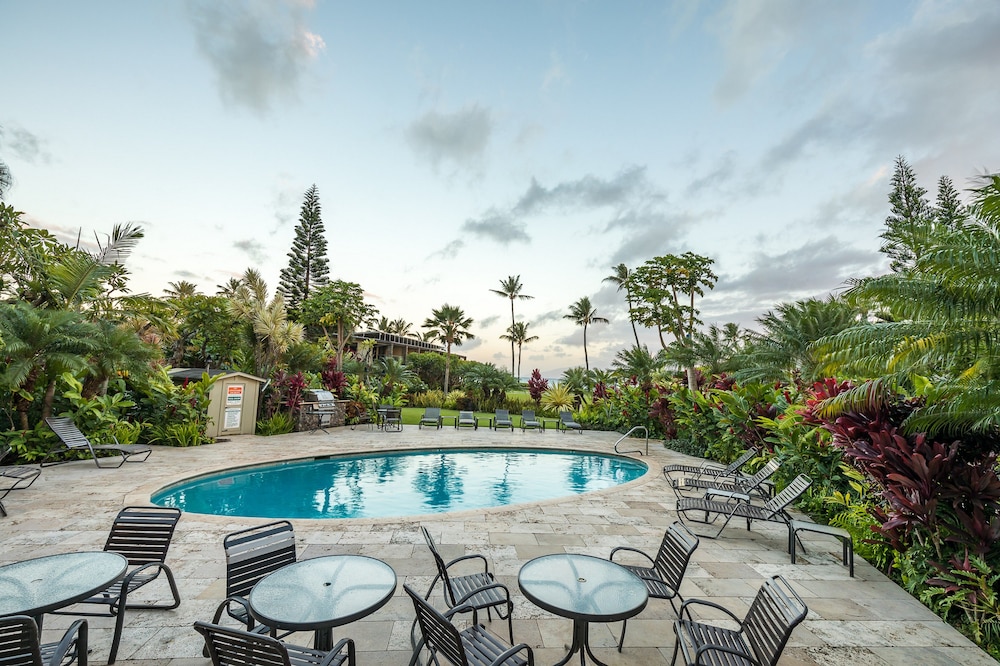the mauian boutique beach studios on napili bay