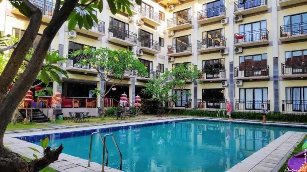 the aromas of bali hotel and residence