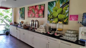 the aromas of bali hotel and residence