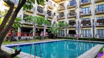 the aromas of bali hotel and residence