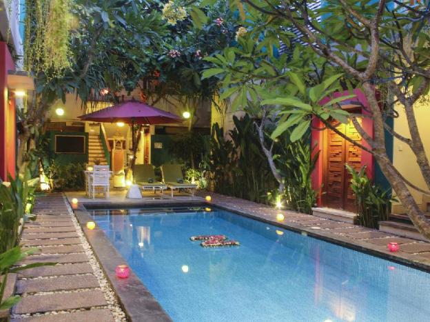 the green zhurga suites