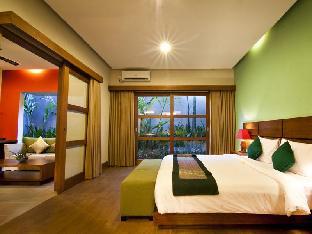 the green zhurga suites