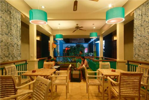 the green zhurga suites