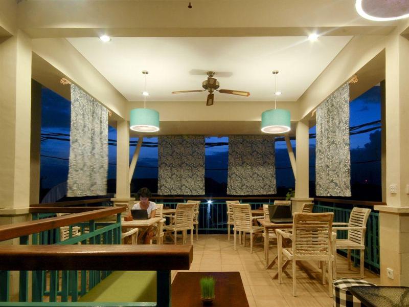 the green zhurga suites