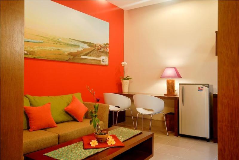 the green zhurga suites