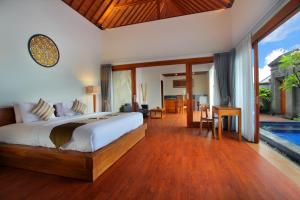 Bali Nyuh Gading Villa,Kerobokan>>Bali,4 star