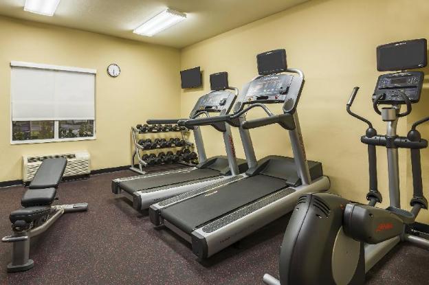 towneplace suites by marriott tampa westshore airport