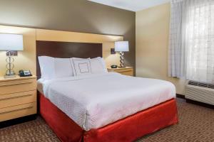 towneplace suites by marriott tampa westshore airport