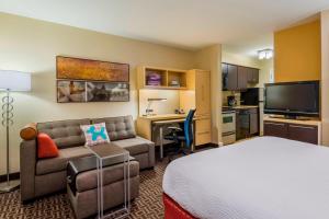 towneplace suites by marriott tampa westshore airport