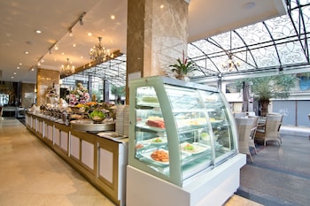 lk the empress pattaya