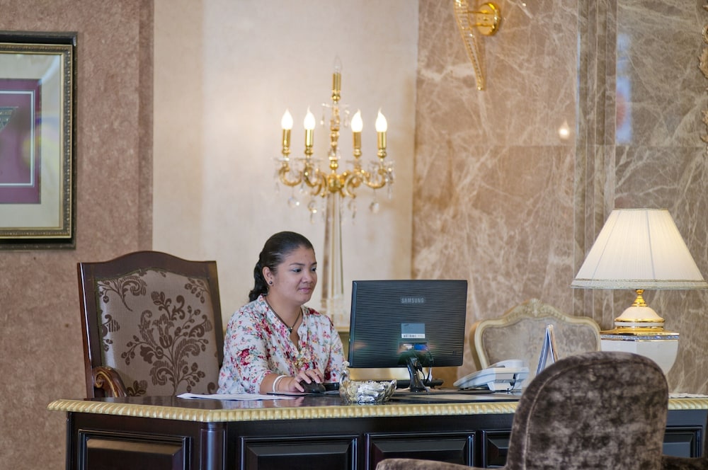 lk the empress pattaya