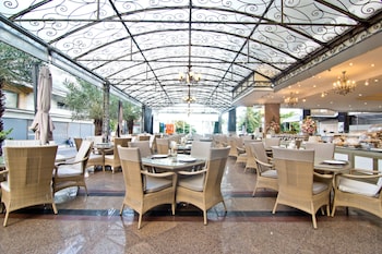 lk the empress pattaya