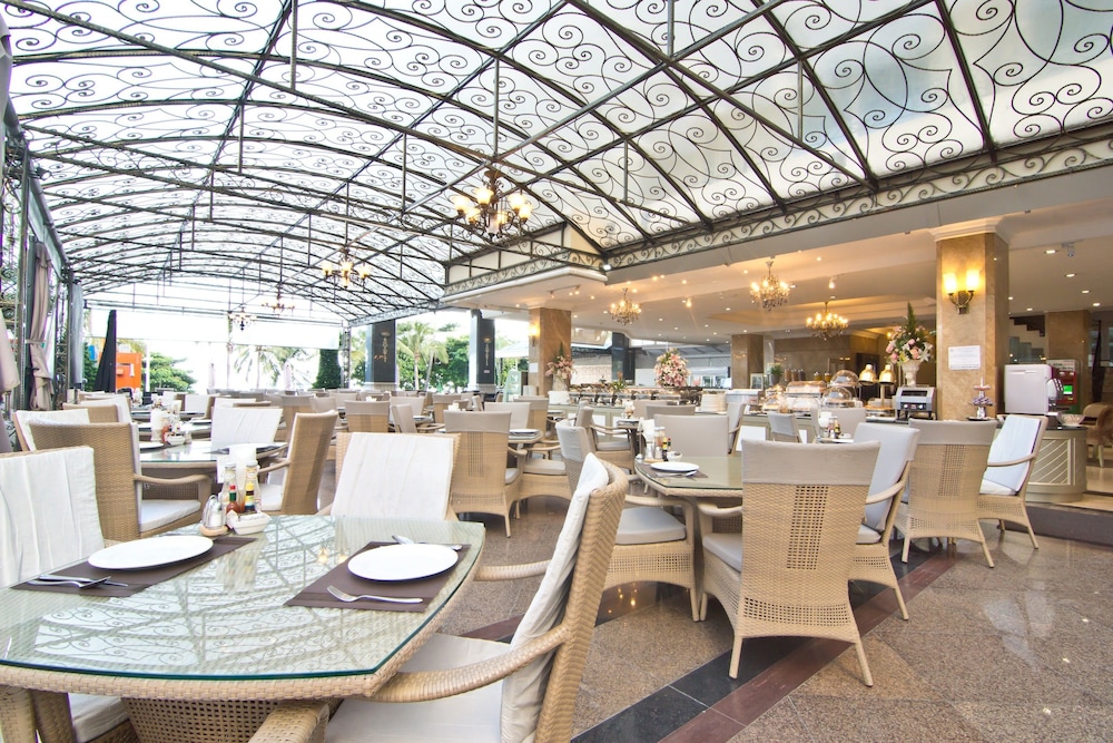 lk the empress pattaya