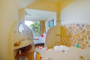 issimo suites boutique hotel and spa adults only