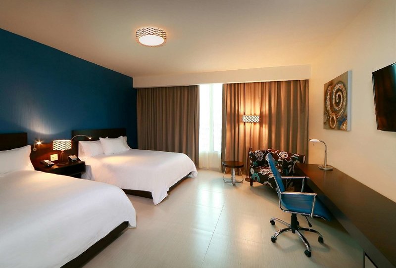 hampton by hilton panama