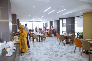 le ndiambour hotel et residence