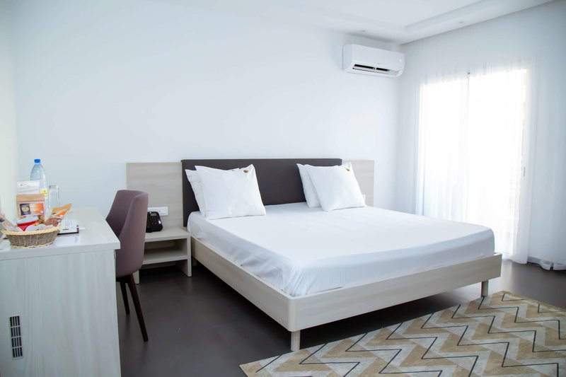le ndiambour hotel et residence