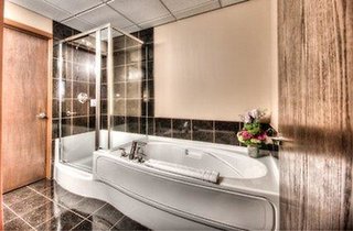 Grand Inn & Residence,Grande Prairie>>Clairmont,3 star