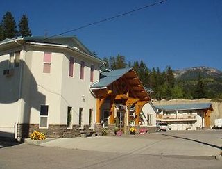 Golden Village Lodge,British Columbia>>Golden,3 star