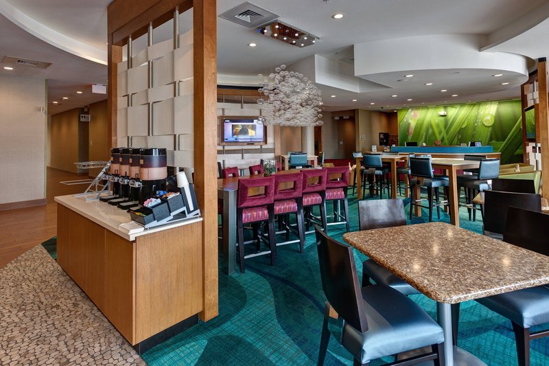 springhill suites wichita airport