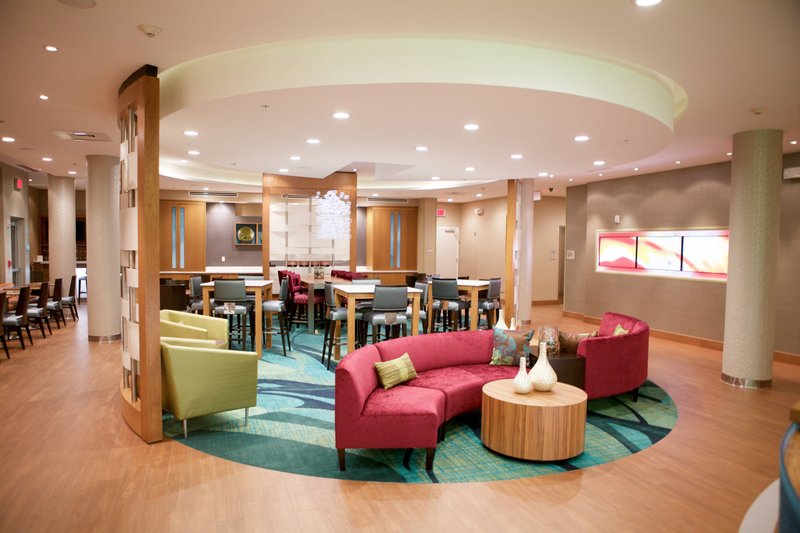 springhill suites wichita airport