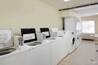 woodspring suites jacksonville east 295 cruise port