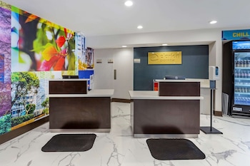 clarion pointe raleigh midtown