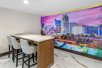 clarion pointe raleigh midtown