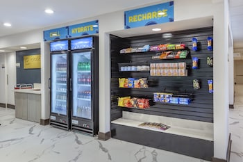 clarion pointe raleigh midtown