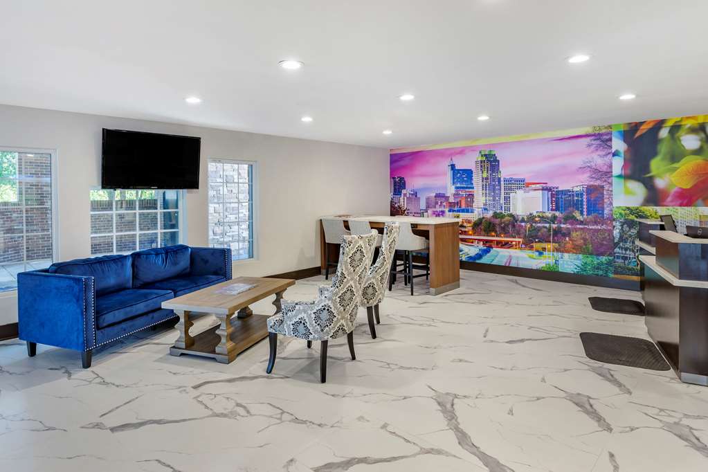 clarion pointe raleigh midtown
