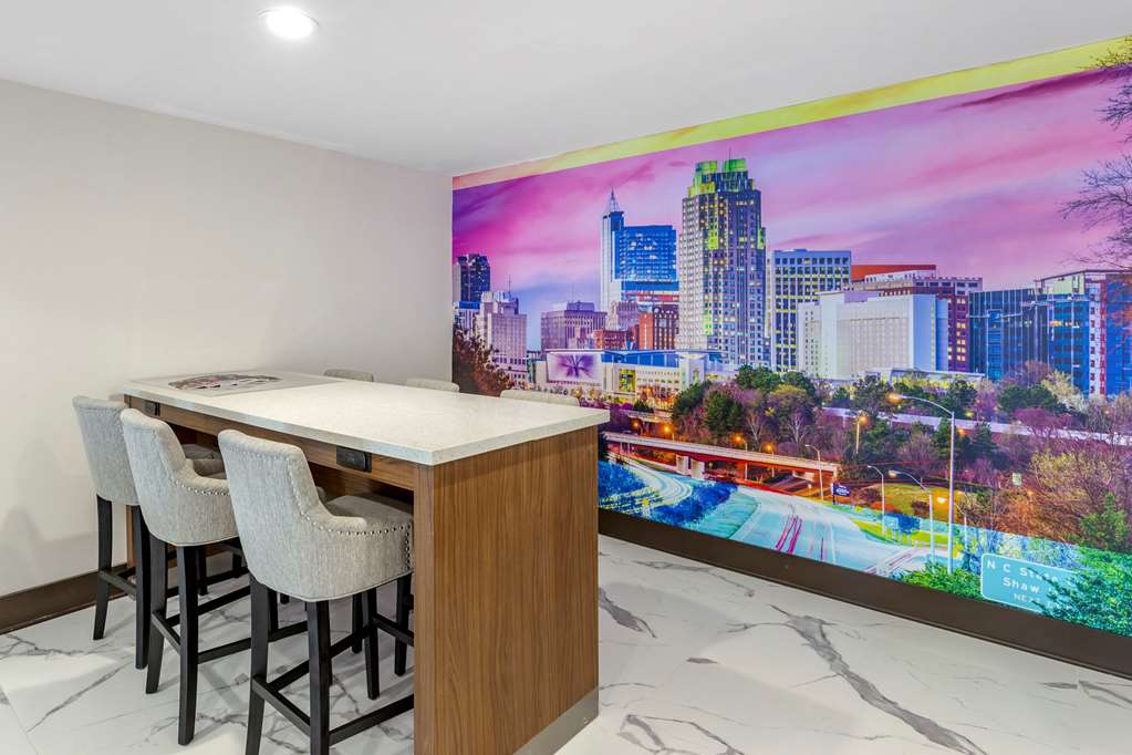 clarion pointe raleigh midtown
