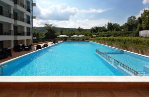 white rock castle suite hotel and spa