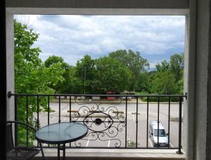 white rock castle suite hotel and spa