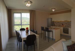 white rock castle suite hotel and spa