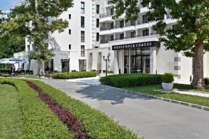 white rock castle suite hotel and spa