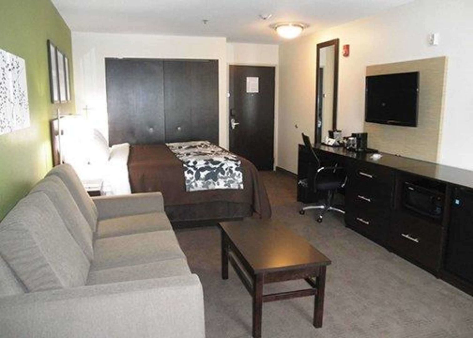 sleep inn and suites belmont st clairsville