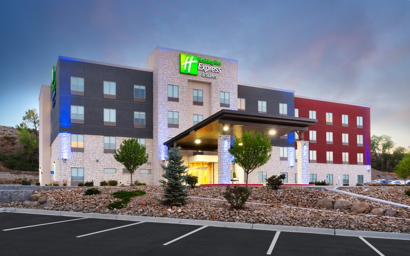 Holiday Inn Express & Suites Price, An Ihg Hotel