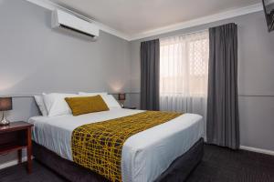 The Stirling Motel,Capricorn Caves>>Capricorn,4 star