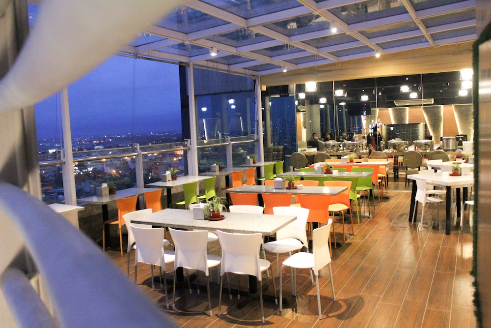 hermes palace hotel medan