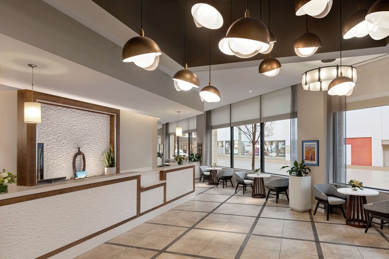hilton garden inn louisville downtown