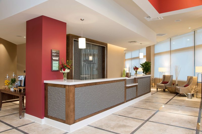 hilton garden inn louisville downtown