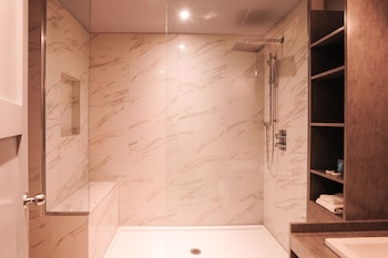 le chabrol hotel and suites