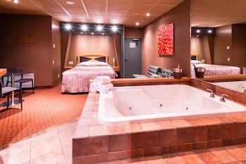 le chabrol hotel and suites