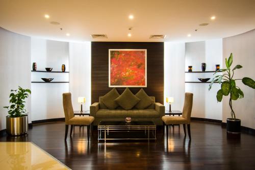 city seasons hotel muscat