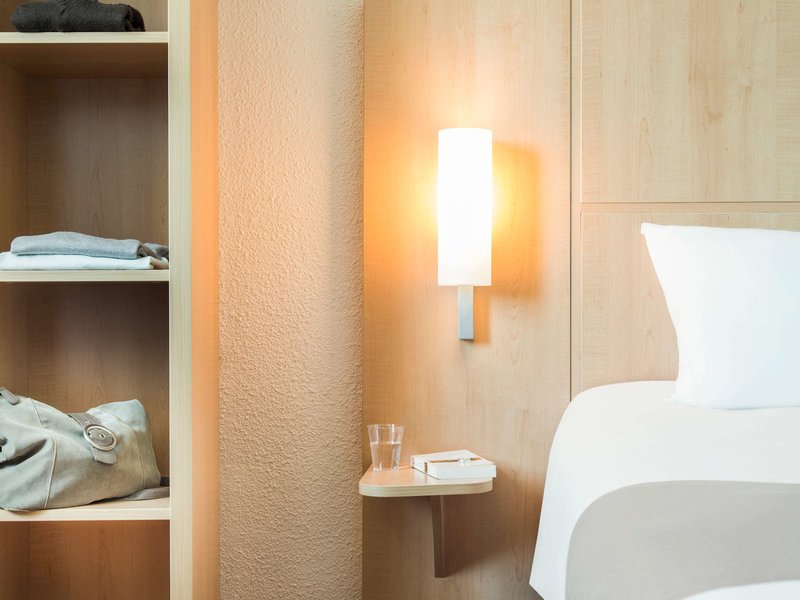 bandb hotel les sables dolonne centre gare