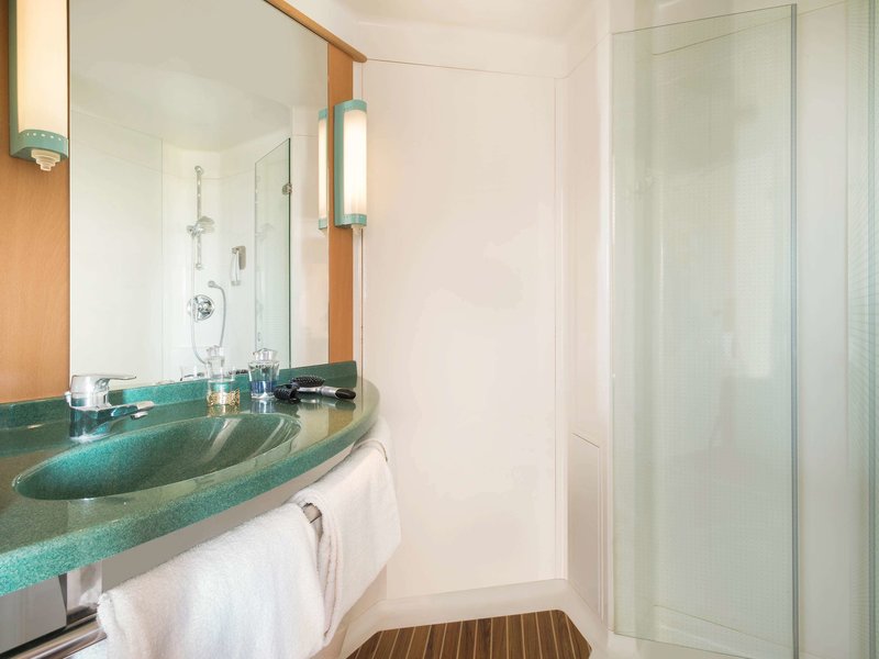 bandb hotel les sables dolonne centre gare