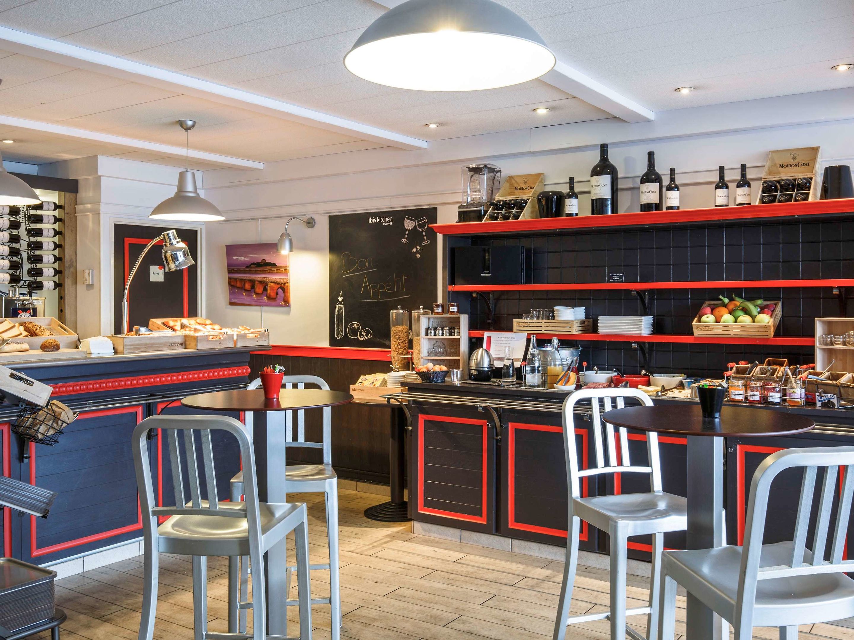 bandb hotel les sables dolonne centre gare
