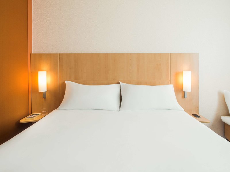 bandb hotel les sables dolonne centre gare