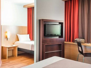 bandb hotel les sables dolonne centre gare